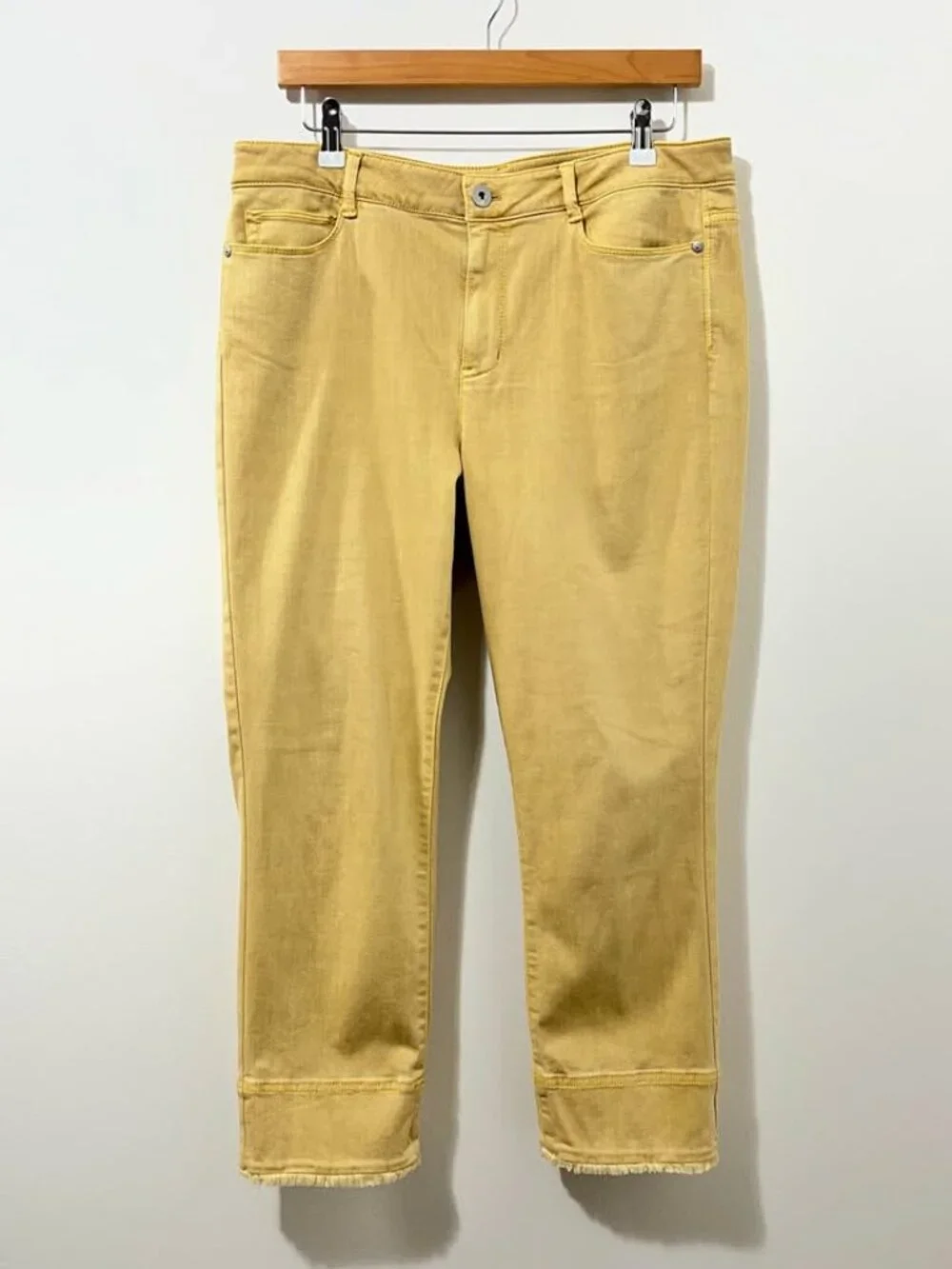 J. Jill Authentic Fit Frayed Hem CroppedGolden Yellow Elevated Jeans [size 12] - Picture 2 of 9